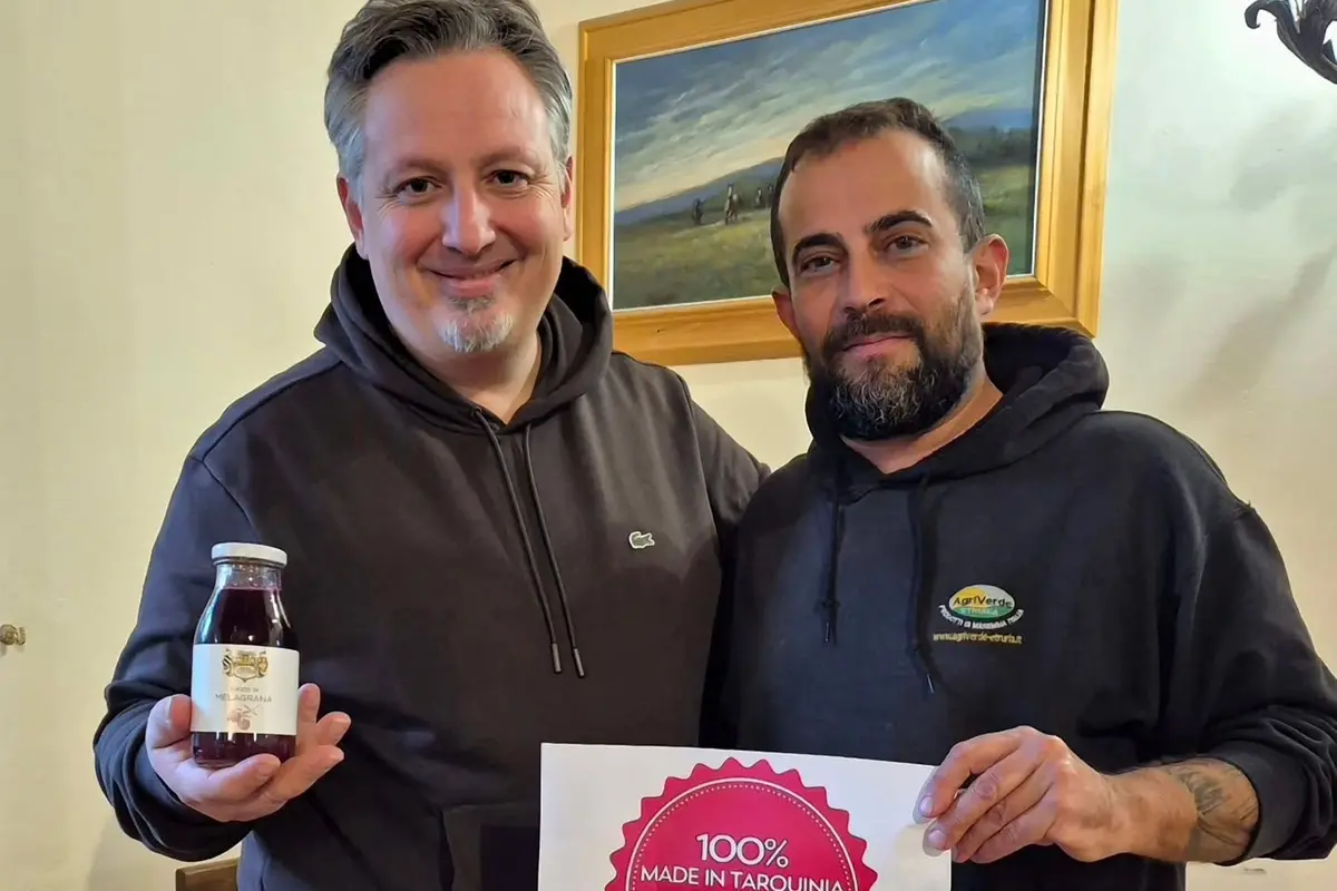 Fabio Gagni incorona il succo di melagrana di Podere Giulio col “100% Made in Tarquinia”