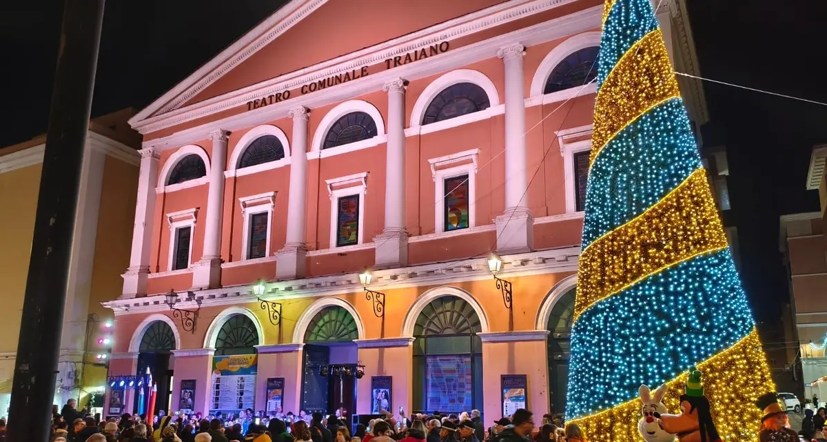 Si accende il Natale a Civitavecchia