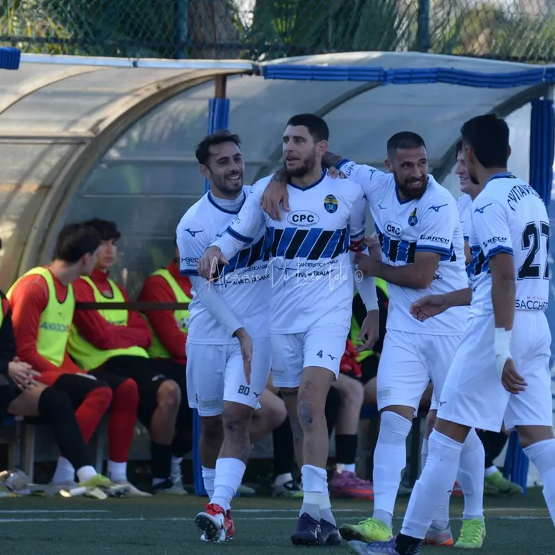 Sembra un big match senza ritorno: la Vecchia non può fallire contro la capolista Aranova