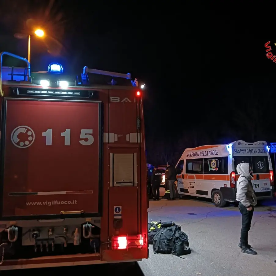 Si perdono per 5 ore alle Cascatelle: salvati da vigili del fuoco e carabinieri