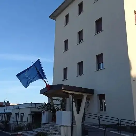 Sospesi i progetti utili alla collettività