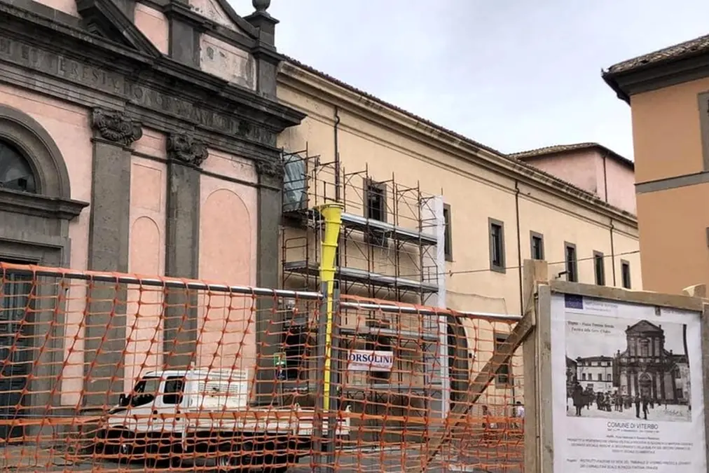 Viterbo: nelle stanze dell’ex tribunale torna alla luce un affresco