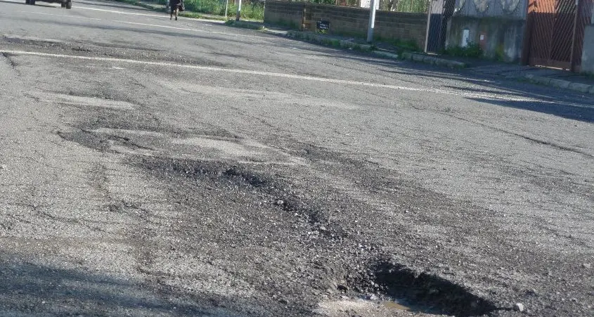 Restyling delle arterie stradali nei quartieri Cerreto e Campo Sportivo: si parte lunedì