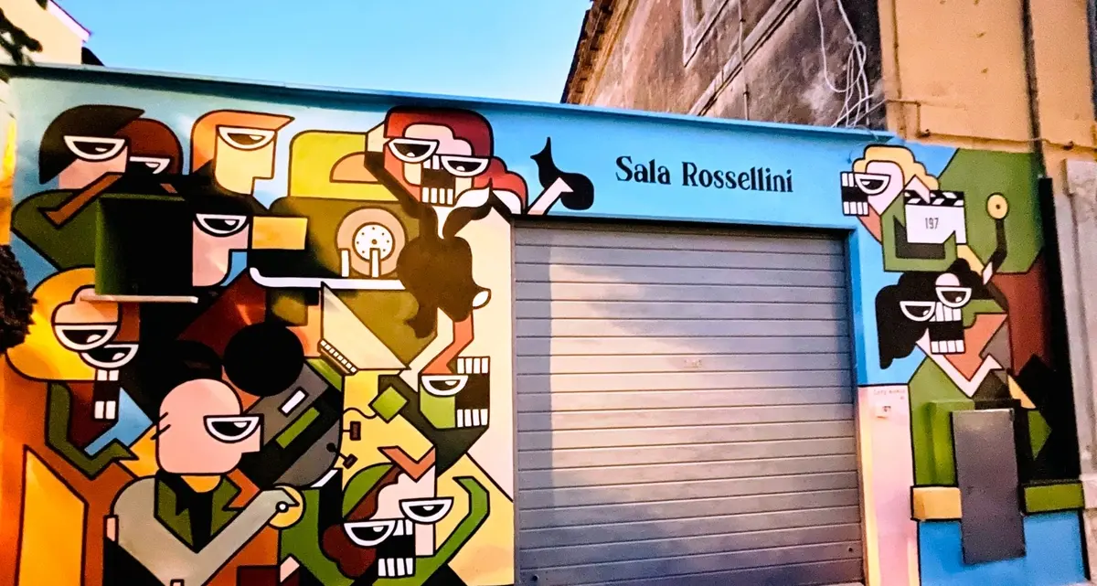 Chiara Capobianco apre la biennale con un murales per Roberto Rossellini