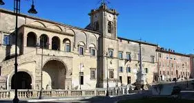 Maggioranza in crisi: strappo tra Pd, M5S e Avs