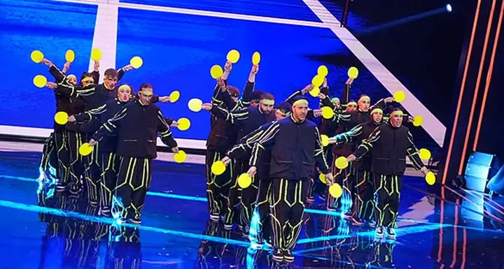 Tarquinia, il sindaco Sposetti e l’assessore Celli applaudono la crew Ping Pong Pang protagonista della finale di Tu si que vales