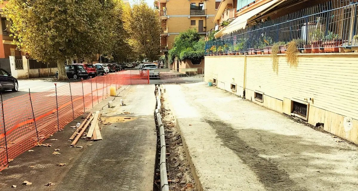 Ciclabile di via Venezia sotto accusa