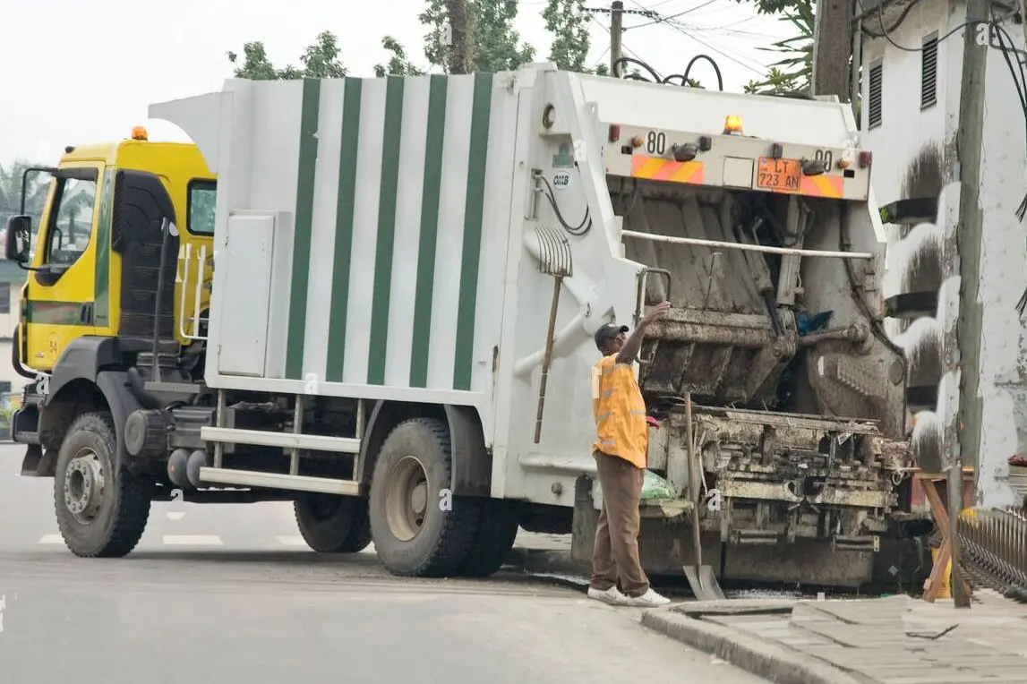 Disservizi Santa Marinella, “Viviamo la città” resta operativo per problemi sulla gestione rifiuti