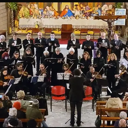 “Nel nome della Madre”: applausi a scena aperta per il primo appuntamento musicale del cartellone natalizio