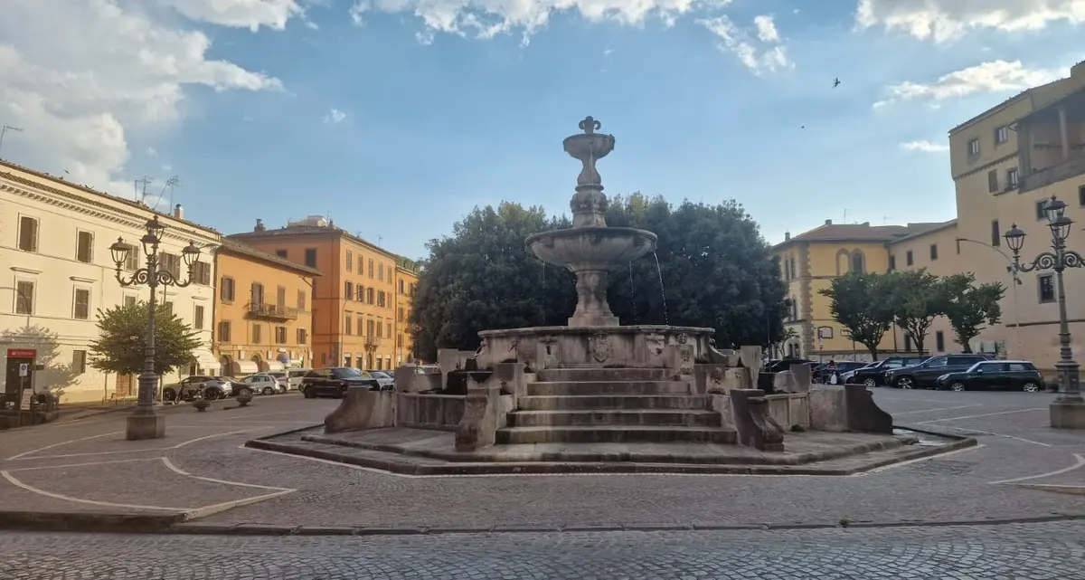 «Fontane monumentali, subito la pulizia»