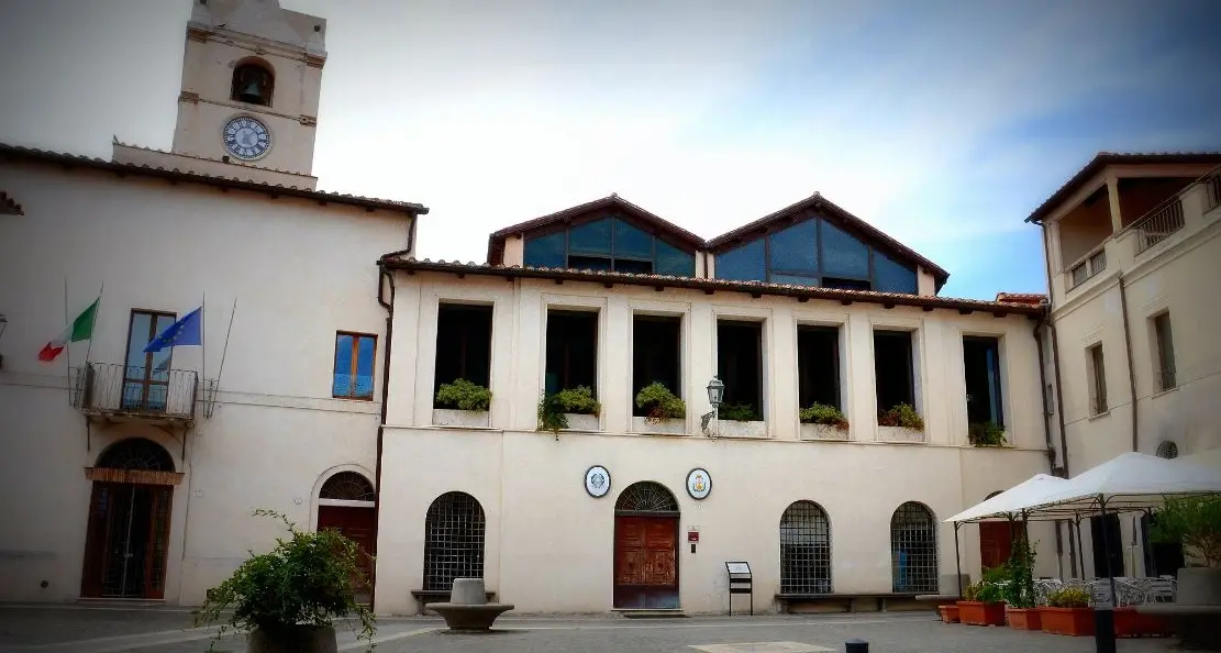 «L’opposizione non “fa rumore”, svolge il ruolo che le è stato affidato dai cittadini»