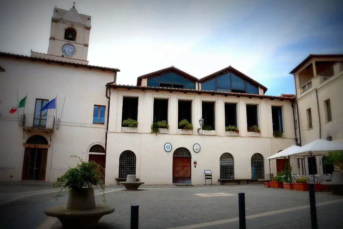 «L’opposizione non “fa rumore”, svolge il ruolo che le è stato affidato dai cittadini»