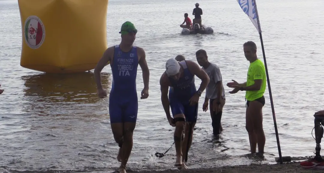 Il lago teatro del “Bracciano Silver Triathlon”