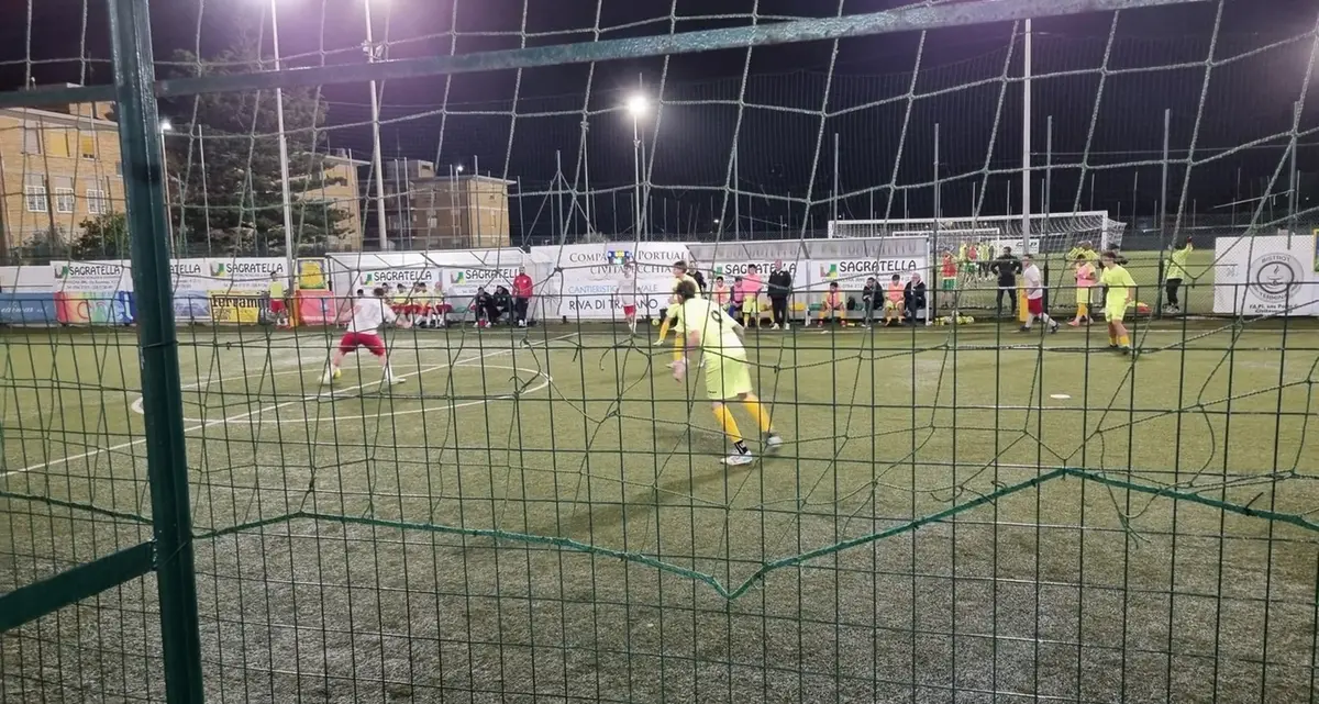 Il Qco combatte e passa il turno ai rigori