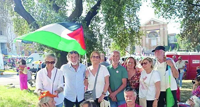 Allumiere presente alla manifestazione a Roma