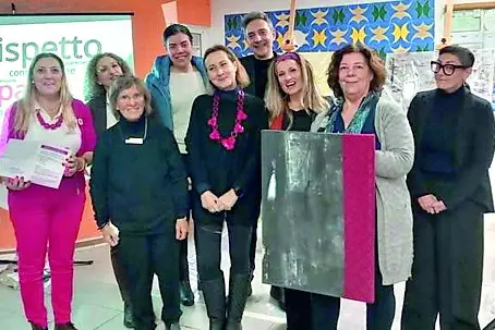 Quando la pioggia non spegne la voce: Tolfa si unisce contro la violenza