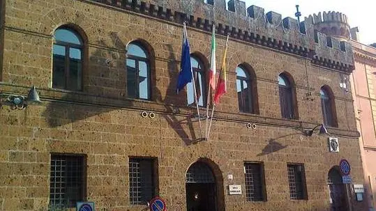 Crisi di maggioranza, in sette lasciano Governo civico