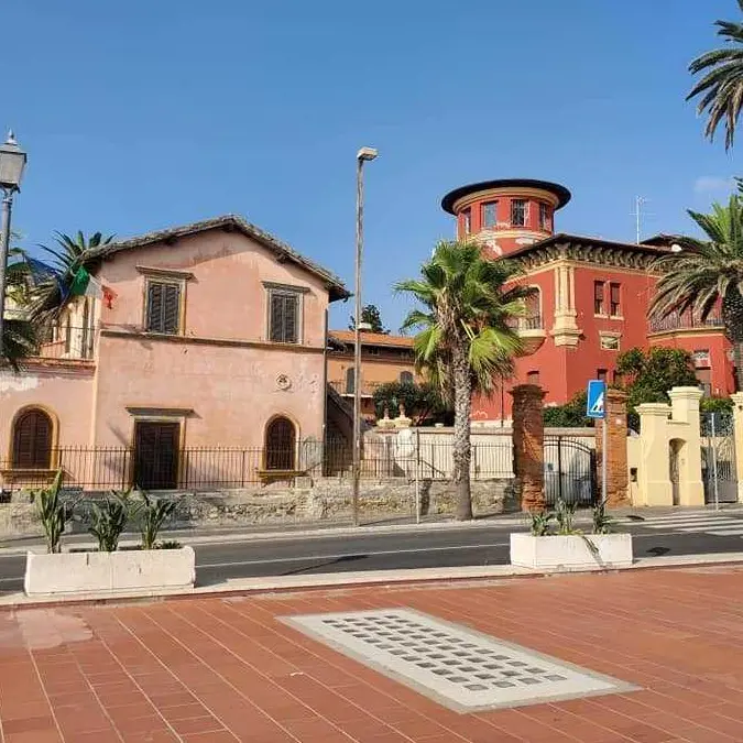 Santa Marinella, Ernesto Bassignano ha presentato il suo libro alla Casina Trincia