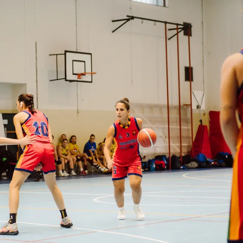 Santa Marinella Basket bella di notte