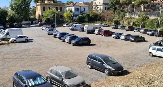 Basta un temporale e l’ex Fungo diventa una piscina