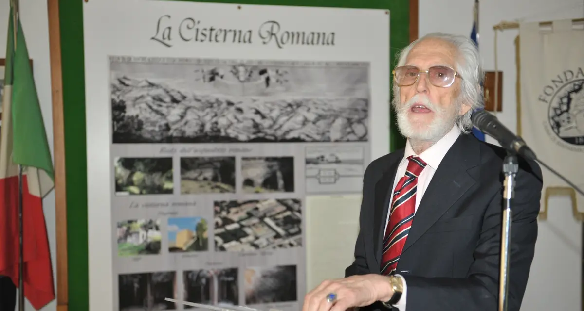 Premio di archeologia Odoardo Toti, Agilo presente