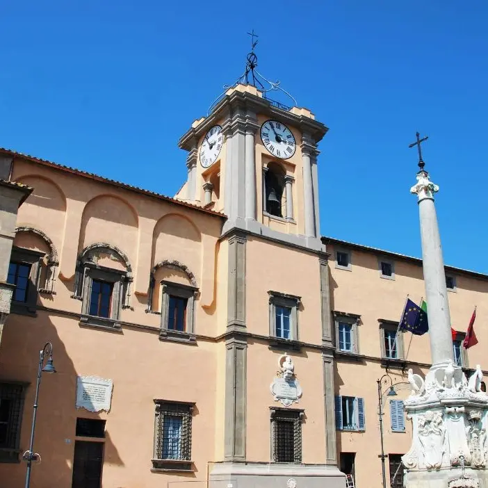“Tarquinia di sera”, continuano ad agosto le visite al centro storico con la guida Claudia Moroni