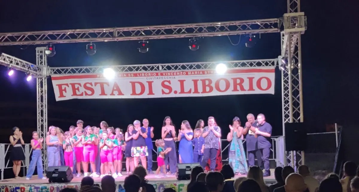 San Liborio, quartiere in festa: messe itineranti e spettacolo di musica e danza