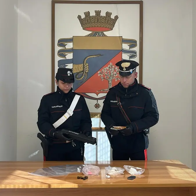 Cocaina “rosa”, due arresti dei carabinieri