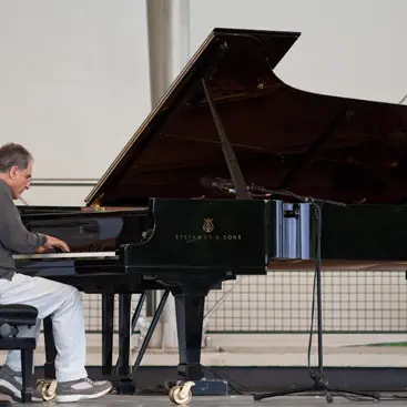 Riflettori sul grande jazz con Pieranunzi