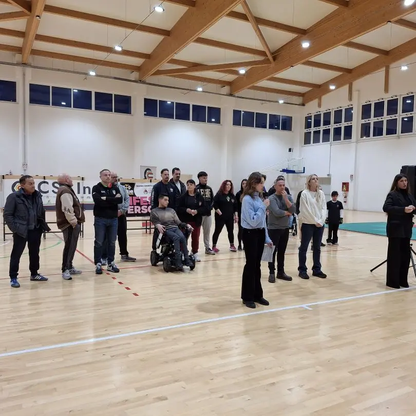 Il Pala Sorbo omaggia Giuliano Falcioni, tra ricordi e dimostrazioni