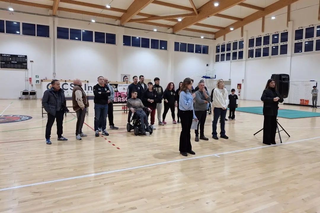 Il Pala Sorbo omaggia Giuliano Falcioni, tra ricordi e dimostrazioni