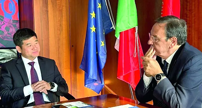 Il sindaco riceve una delegazione da Pechino guidata da Wu Kong’an