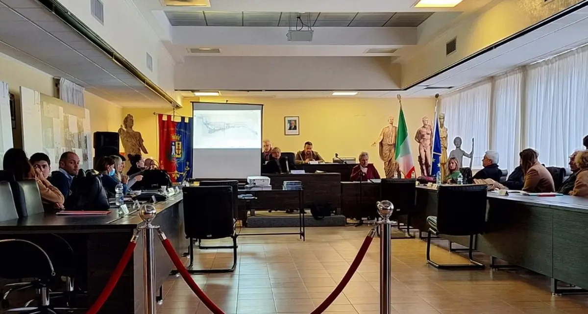 Consiglio comunale Santa Marinella: via libera a Dup e Pua