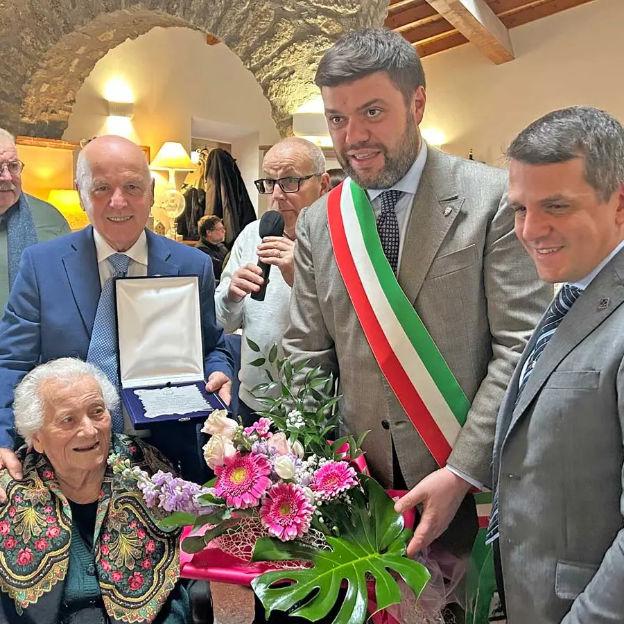 Bassano in Teverina celebra i 100 anni di Maria Santiloni
