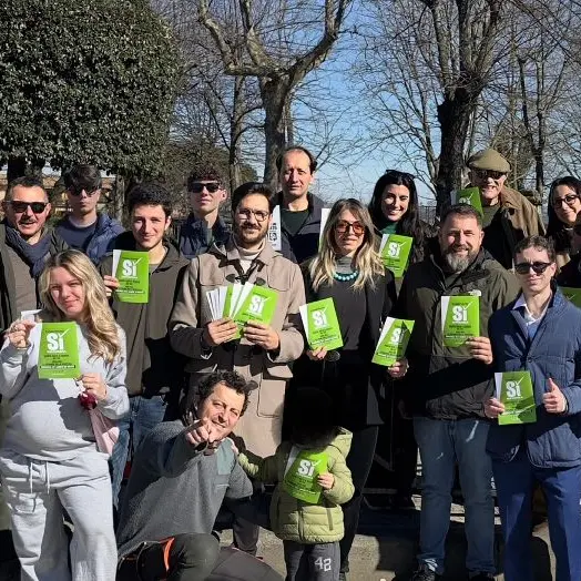 “Sì” alla referendum, in tanti al gazebo