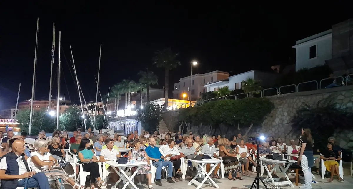 Astri e musica alla Lega Navale