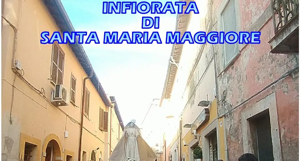Oggi l’infiorata dedicata alla Madonna della parrocchia Santa Maria Maggiore