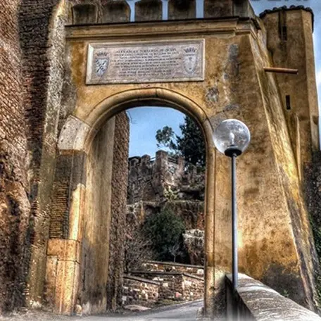 Arrivano nuovi fondi per il borgo di Ceri ma la strada principale è ancora chiusa