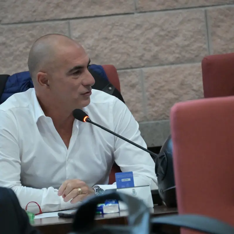 Regolamento scavi, approvata la mozione di Mecozzi (Lista Grasso)