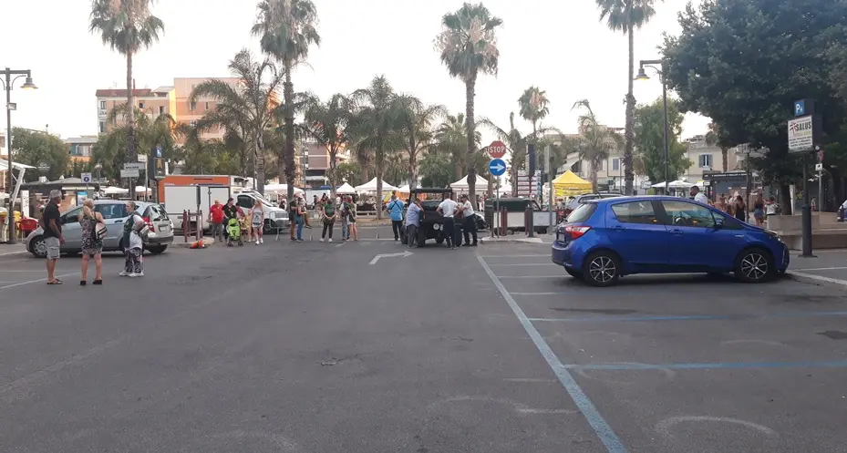 Spettacoli e shopping sotto le stelle, a Ladispoli torna l’isola pedonale