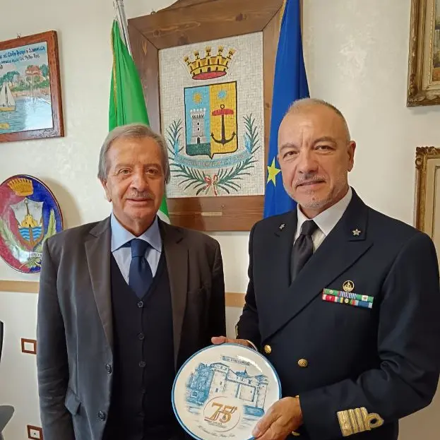 Il comandante Cosimo Nicastro ha incontrato il sindaco di Santa Marinella Pietro Tidei