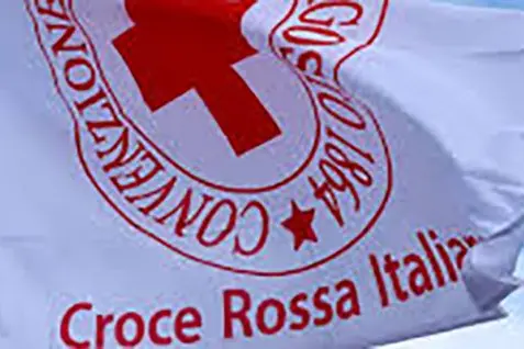 Sensibilizzazione, stand della Croce Rossa a corso Centocelle