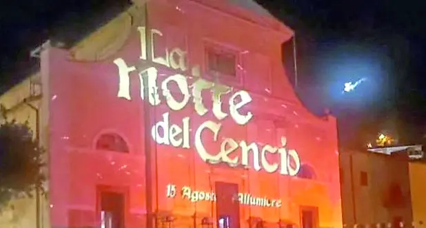 Emozione, spettacolo e coinvolgimento collettivo hanno reso unica la Notte del Cencio