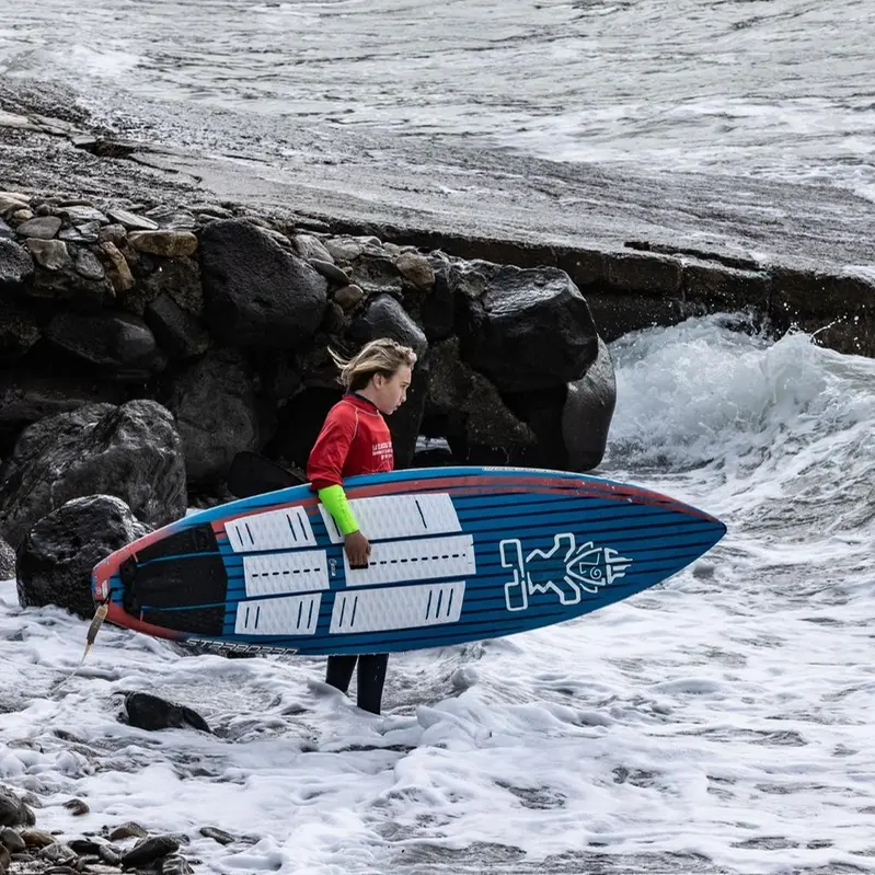 A 10 anni è già sulla cresta dell’onda: Niccolò Bonsignore talento del SupWave