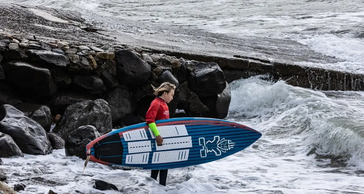 A 10 anni è già sulla cresta dell’onda: Niccolò Bonsignore talento del SupWave