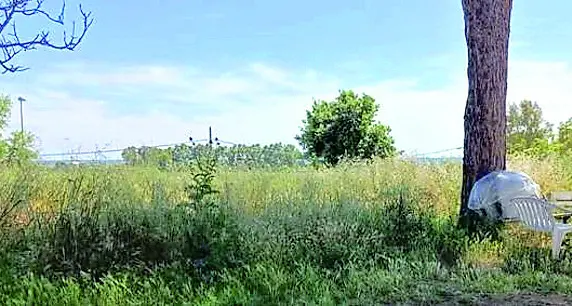 La protesta dei residenti di Santa Severa nord: “Un percorso a ostacoli tra buche, graffi e chiodi”