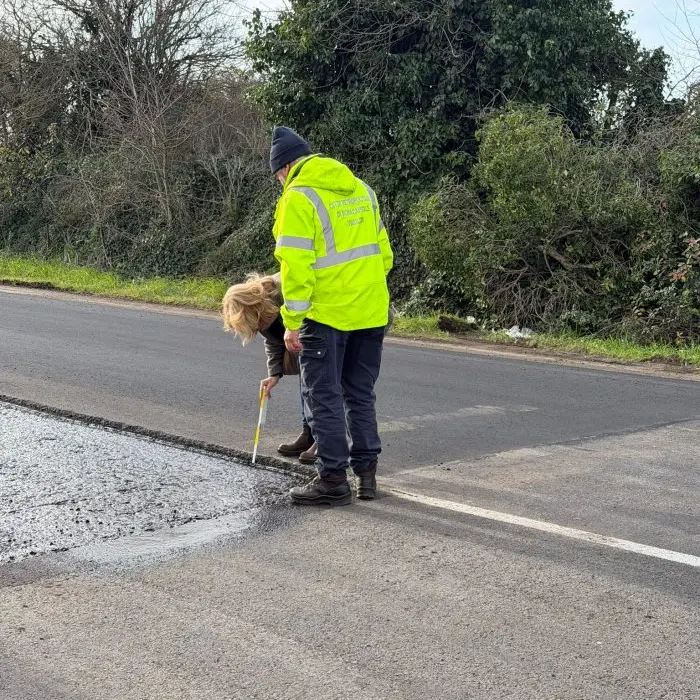 Partono i cantieri anti-buche sulla via Settevene Palo Nuova