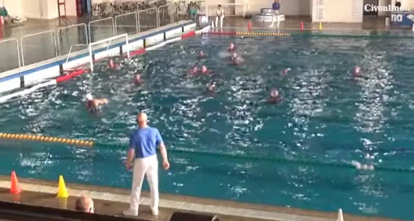 Pavonesse contro orchette: Nautilus a scuola di grande pallanuoto