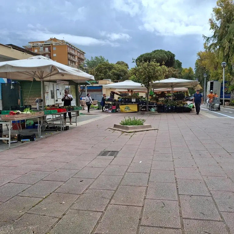 Mercato, regge il muro del “No”... per ora