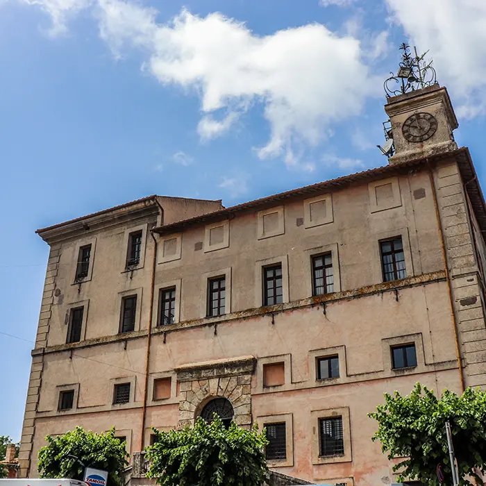 Un evento pubblico dedicato alla diffusione dei principi di giustizia, etica civica e responsabilità comunitaria